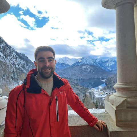Aitor en la montaña